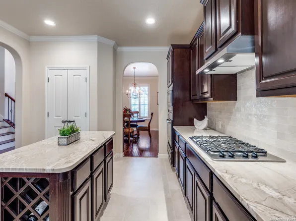 3415 Crest Noche Dr., San Antonio, TX 78261