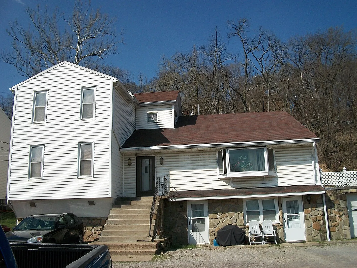 131-BLD — Photo 1
