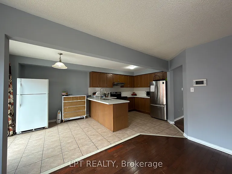 112 Bushmill Cir — Photo 4