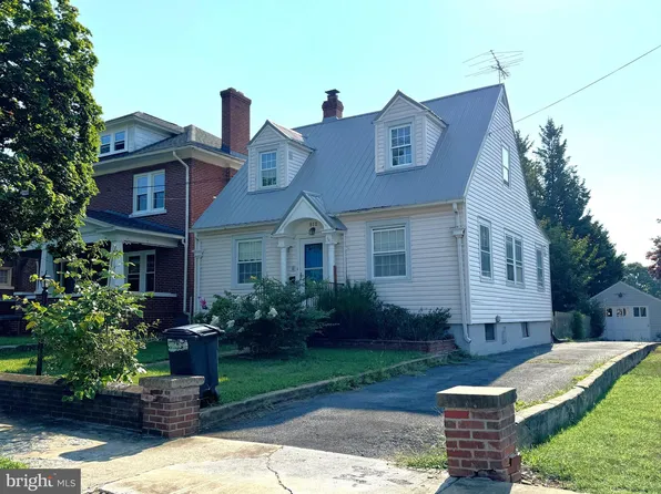 812 Winchester Ave, Martinsburg, WV 25401