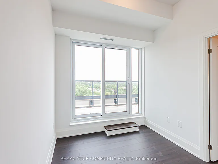 700 Sheppard Ave W #905 — Photo 29