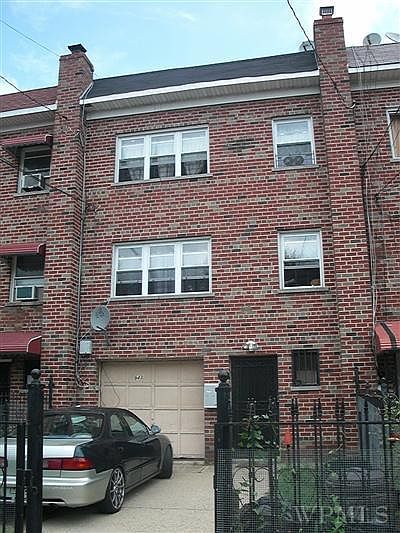 1st image of 943 E 228th St