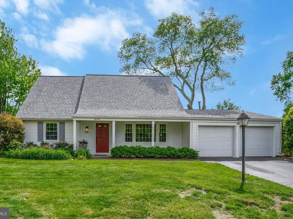 13225 Poplar Tree Rd, Fairfax, VA 22033