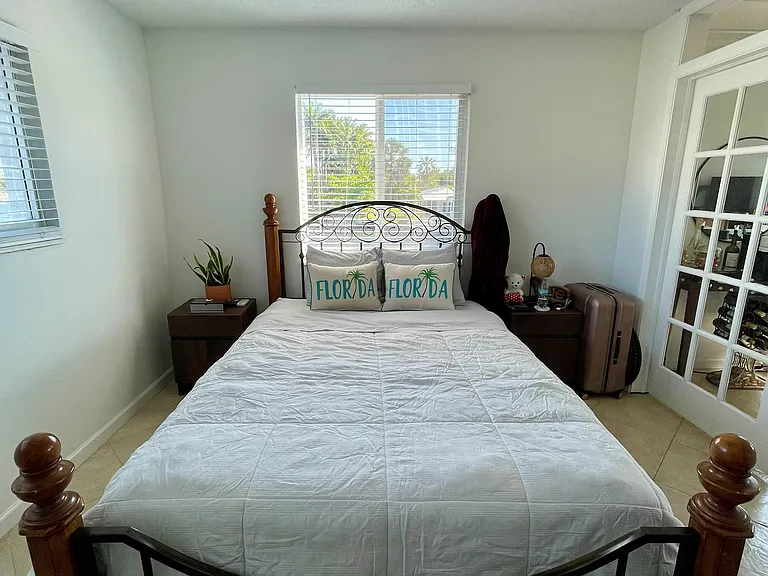 1816 E Oakland Park Blvd #60 — Photo 16