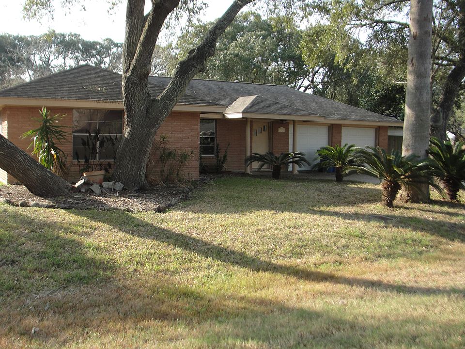 1st image of 803 Whitewing Dr