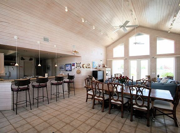 4th image of 109 Amberjack Dr