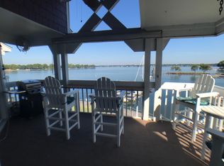 812 Southwest Dr, Davidson, NC 28036