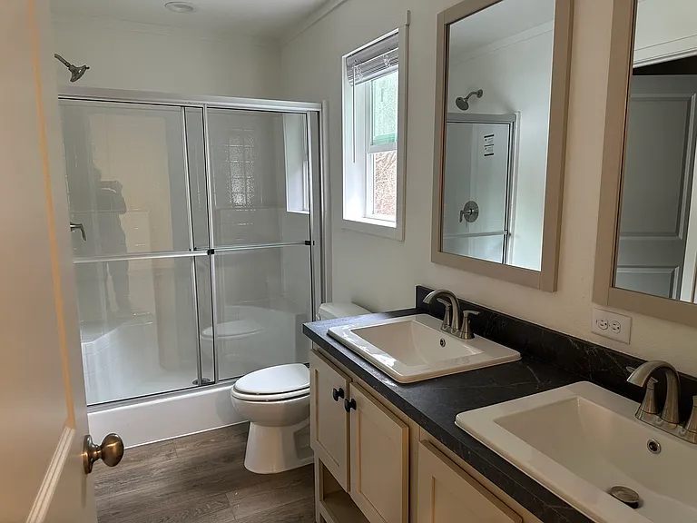 3548 Holmes View Dr — Photo 13