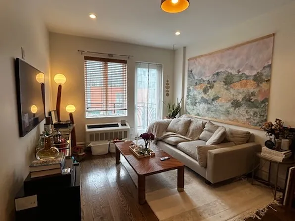 525 Myrtle Avenue image 1 of 24