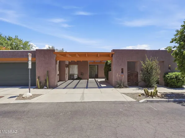 3136 E Macenroe Ln, Tucson, AZ 85716