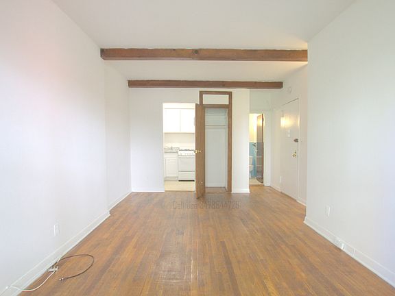 4th image of 872 W End Ave APT 4B