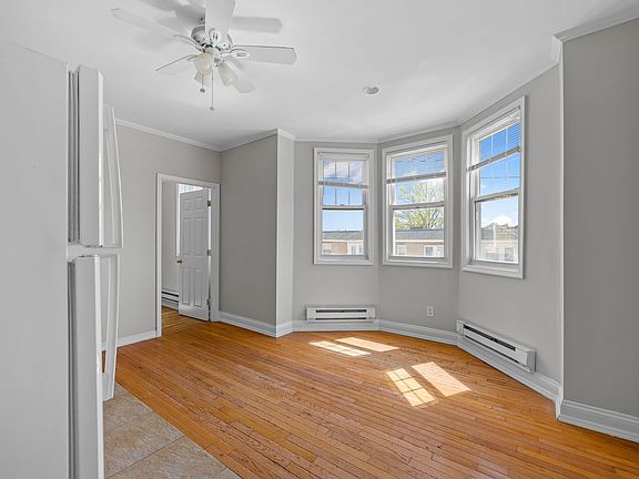 4th image of 6701 Ogontz Ave #3F