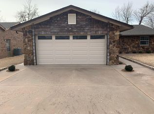 1705 Denim Ln, Enid, OK 73703