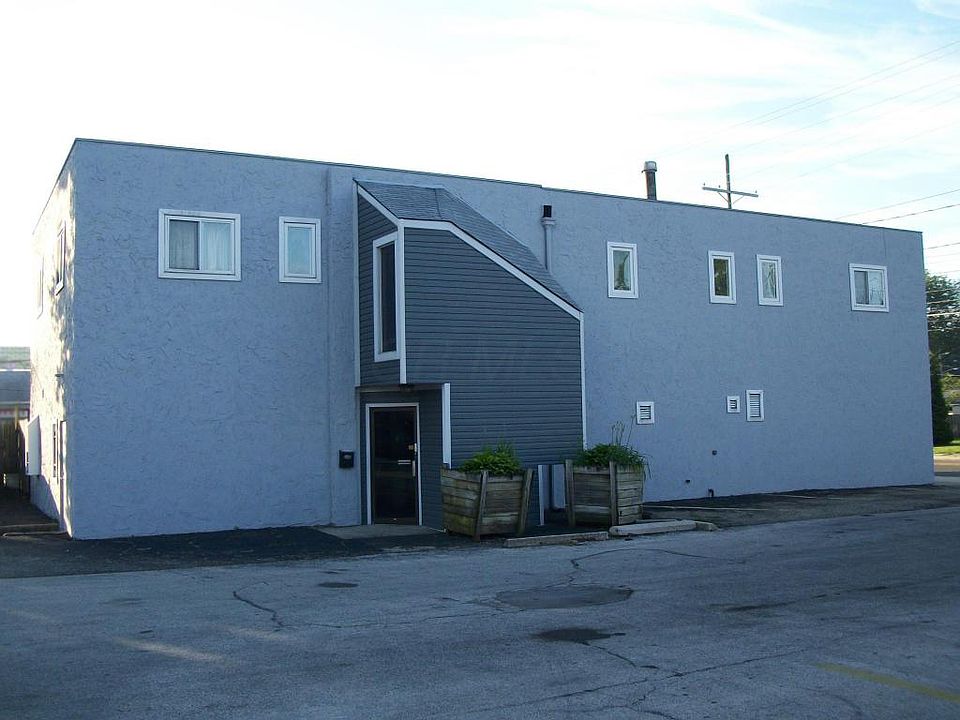 1st image of 890 Oakland Park Ave
