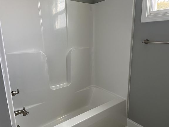 5th image of 26 N Cinnamon Teal Dr