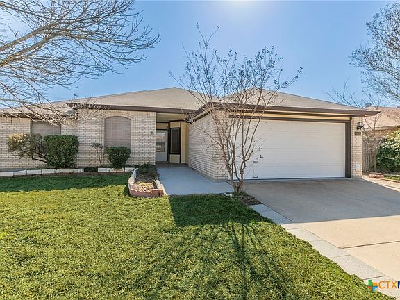 2nd image of 1808 Lava Ln