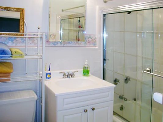 Rented by Upton Realty Group | media 37