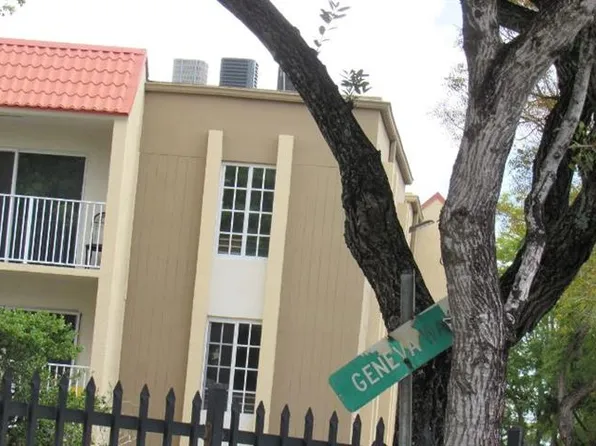 8120 Geneva Ct APT 349, Doral, FL 33166