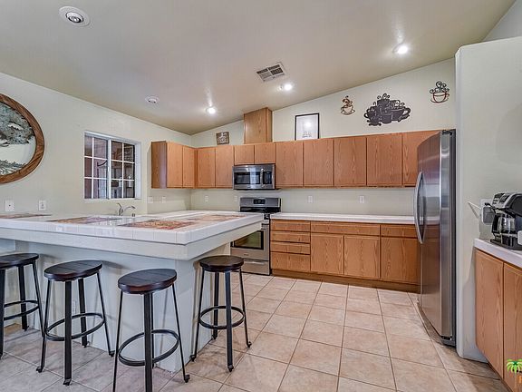 5th image of 51675 Avenida Vallejo