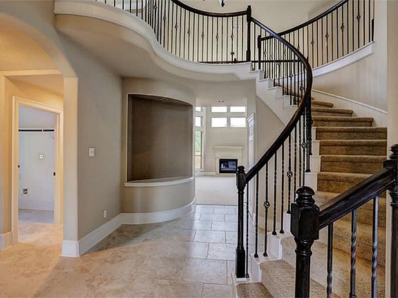 3rd image of 21305 Kings Guild Ln