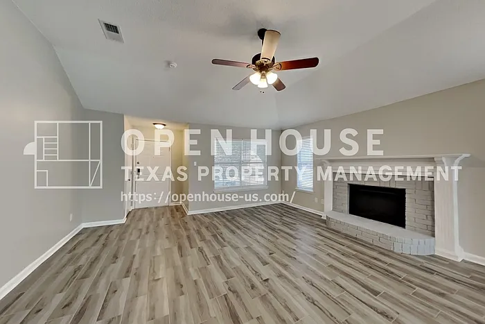 709 Stonebrooke Dr — Photo 5