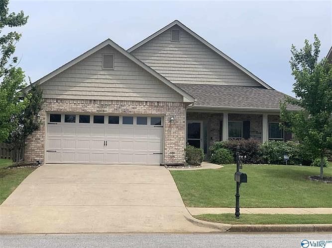 1st image of 451 E Mossyleaf Dr