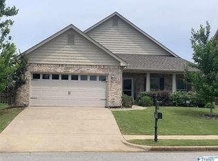 451 E Mossyleaf Dr, Huntsville, AL 35824