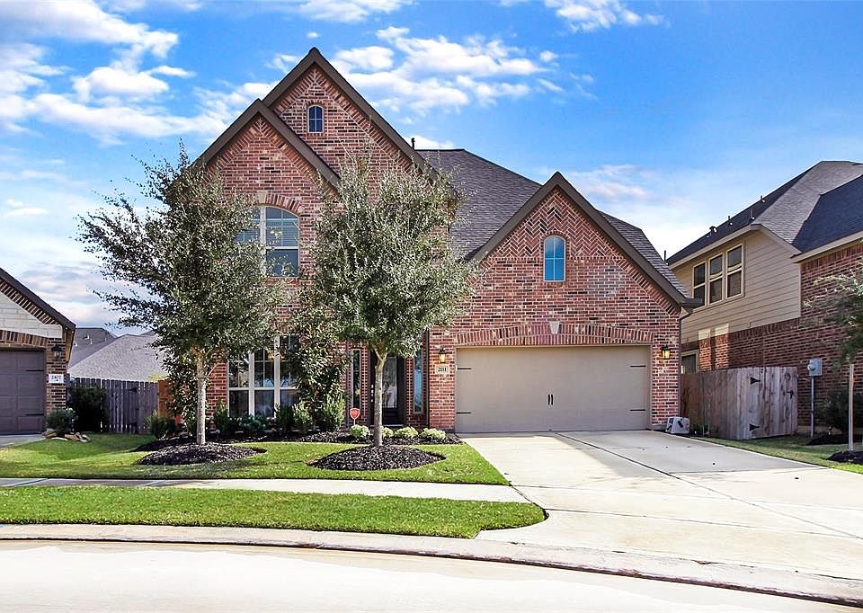 1st image of 2111 Falcon Brook Dr