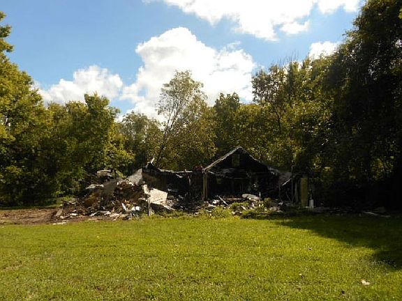 2nd image of 3403 N River Blvd