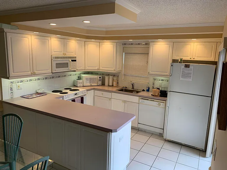 9403 S Ocean Dr #3D — Photo 6