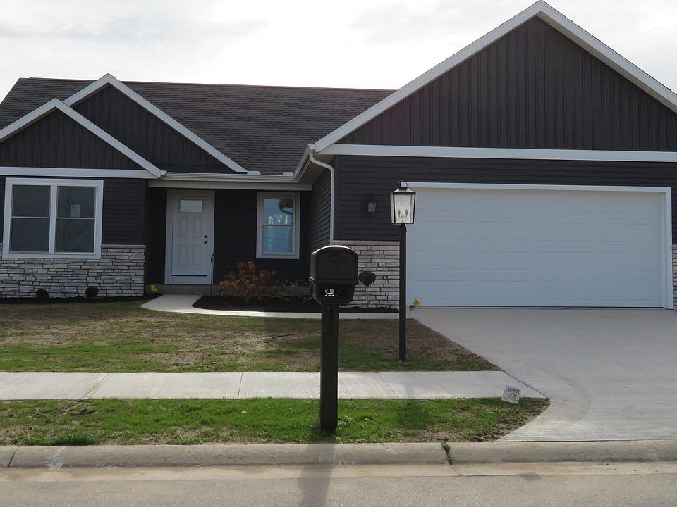1st image of 18474 Barrington Dr
