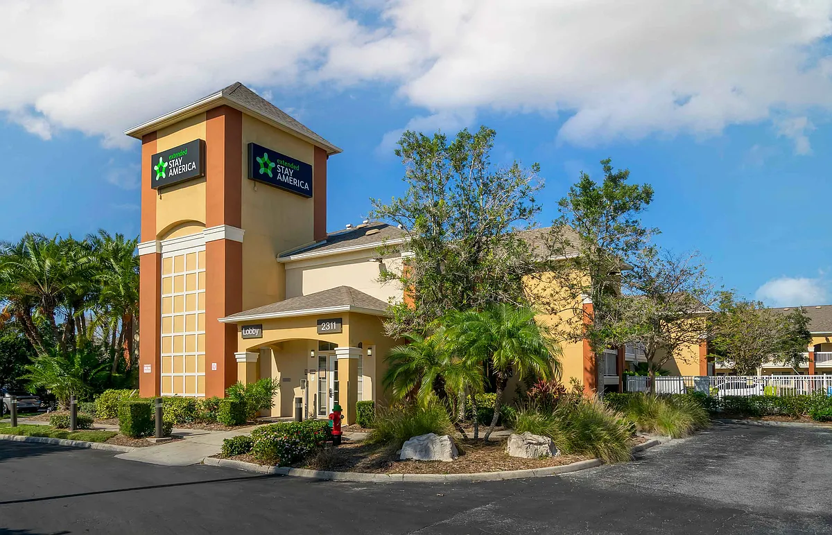 Exterior - Clearwater - Carillon Park