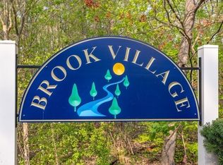 50 Spencer Rd APT 24, Boxborough, MA 01719