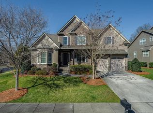 8010 Vanderhorn Ln, Charlotte, NC 28226