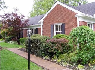 8308 Alpena Way, Louisville, KY 40242