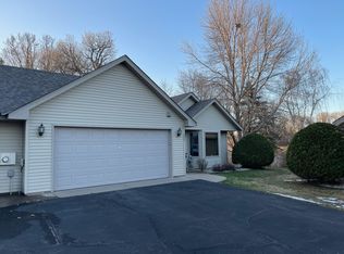 1822 Meadowvale Rd NW UNIT 117, Elk River, MN 55330