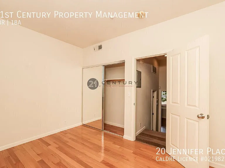 20 Jennifer Pl — Photo 9