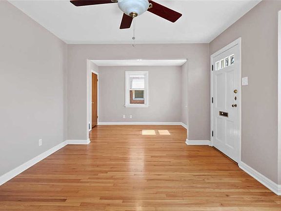 3rd image of 7337 Parkwood Dr