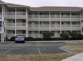 650 Cedar Point Blvd APT D33, Swansboro, NC 28584