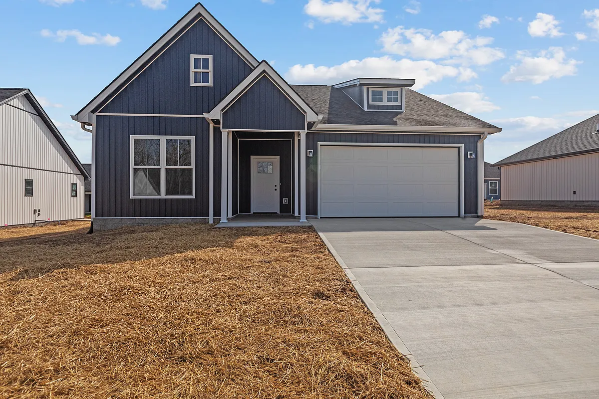 Building Photo - 418 Pinehurst Way