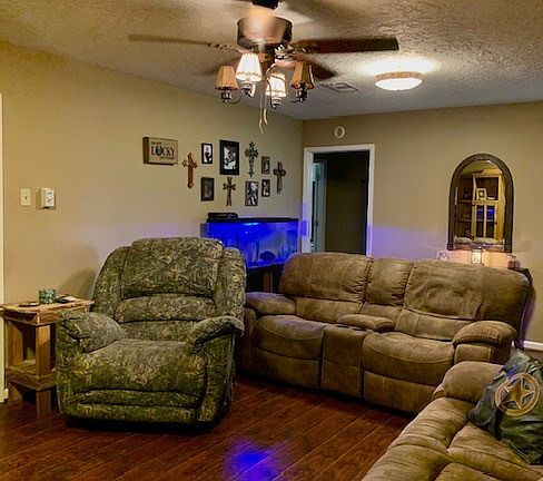 5th image of 3409 Avenue K