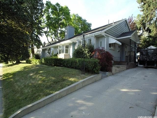 1st image of 863 S Foothill Dr