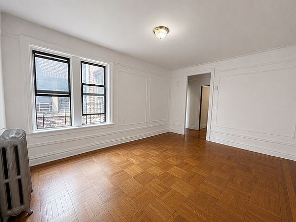 3rd image of 2387 Morris Ave APT D3