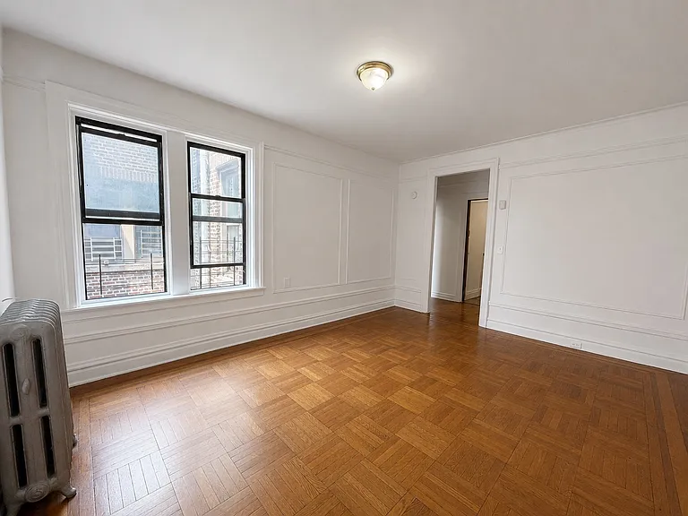 2387 Morris Ave #D3 — Photo 3