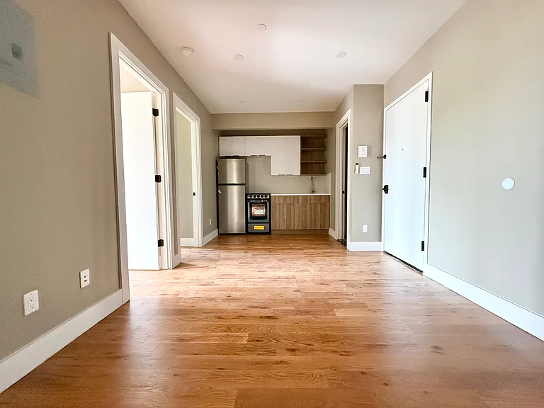 2911 Avenue D #3A — Photo 6