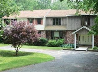 44 Brandywine Dr, Belchertown, MA 01007