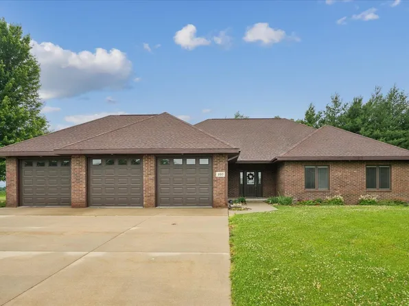 105 Leibold Ct, East Dubuque, IL 61025