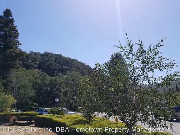 2nd image of 1942 Partridge Dr