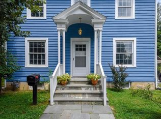 1407 N Glebe Rd, Arlington, VA 22207