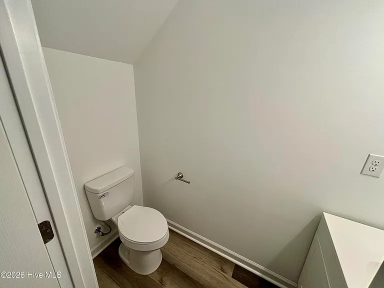 112 Telfair St #B — Photo 14